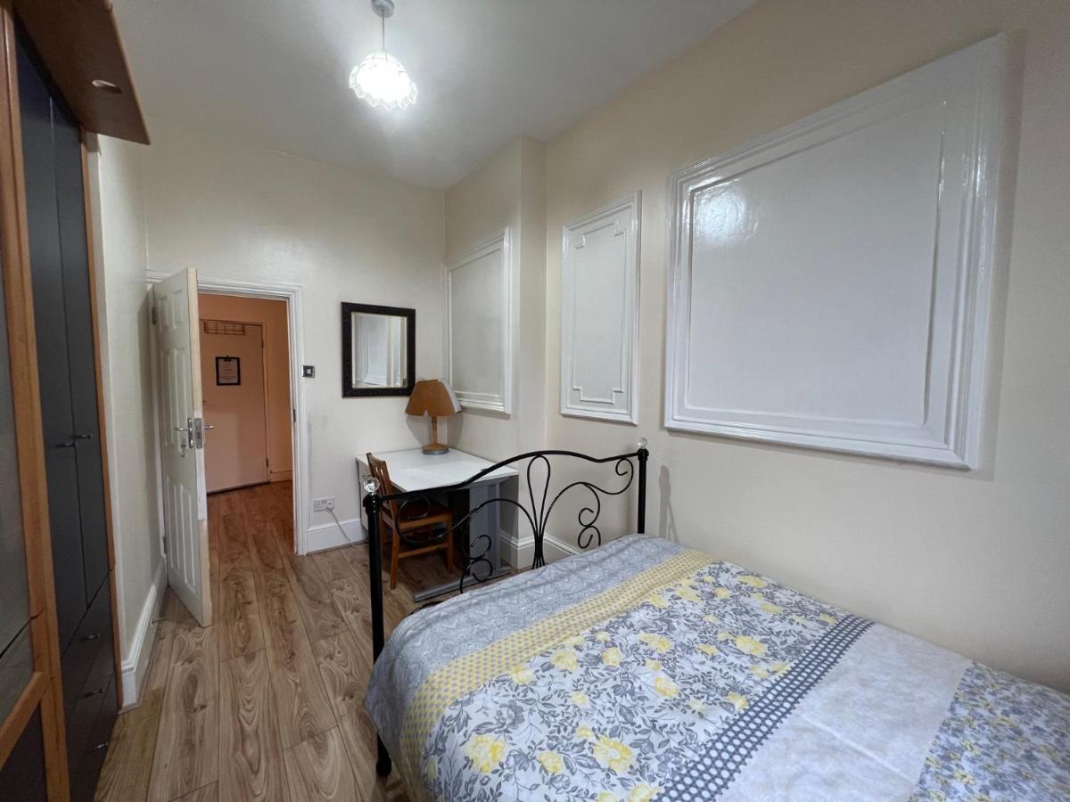 Comfy Apartments - Finchley Road Londen Buitenkant foto