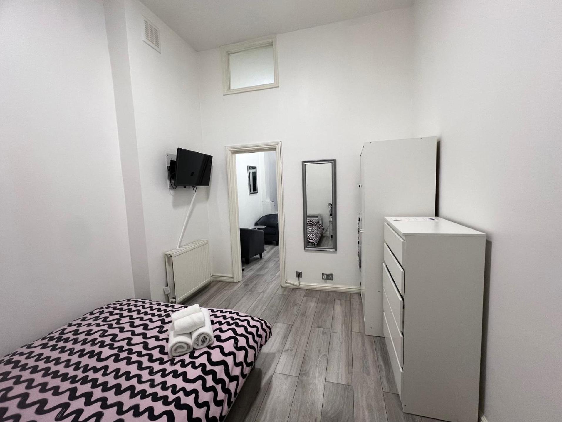 Comfy Apartments - Finchley Road Londen Buitenkant foto